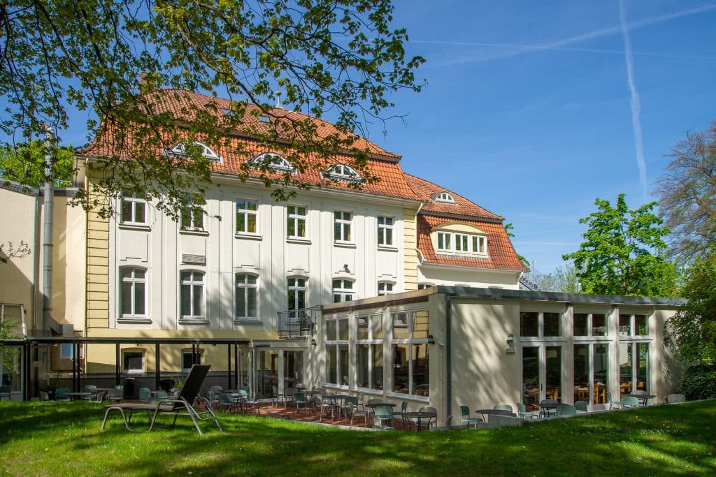 Gutshaus Barendorf Rückansicht vom Park